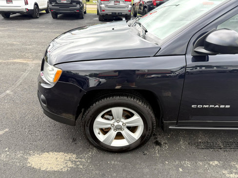 Used 2011 Jeep Compass Latitude image 11