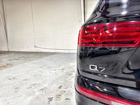 Used 2017 Audi Q7 3.0T Premium Plus image 64