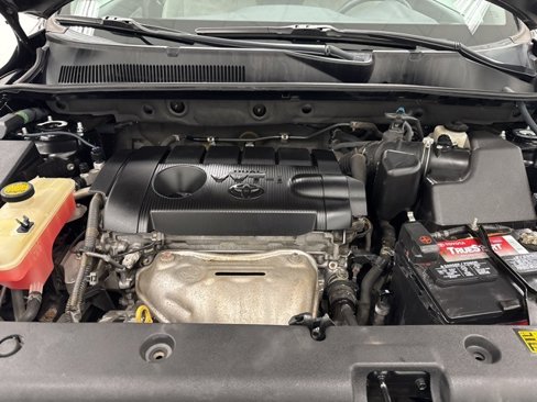 Used 2012 Toyota RAV4 FWD image 33