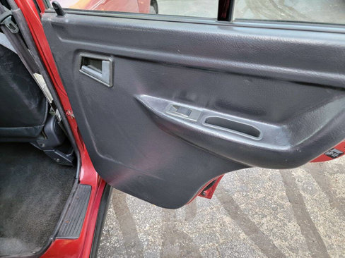 Used 1998 Chevrolet Tracker 4WD w/ Convenience Pkg image 19