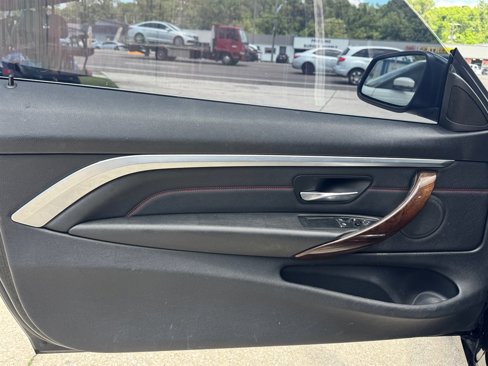 Used 2018 BMW 430i Coupe w/ Premium Package image 12