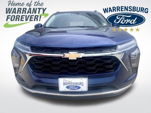 Used 2024 Chevrolet Trax LT image 3