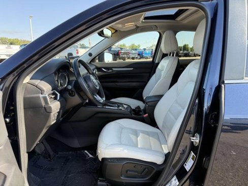 Used 2021 MAZDA CX-5 Touring w/ Touring Preferred SV Package image 12