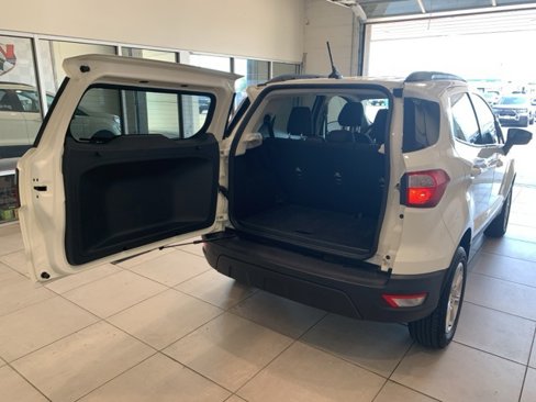 Used 2022 Ford EcoSport SE w/ SE Convenience Package image 4