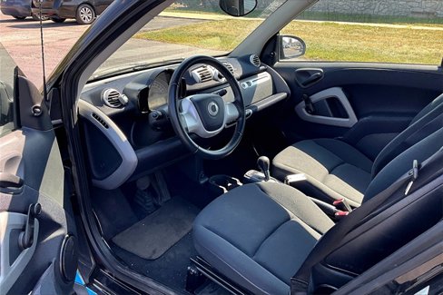 Used 2013 smart fortwo pure image 11