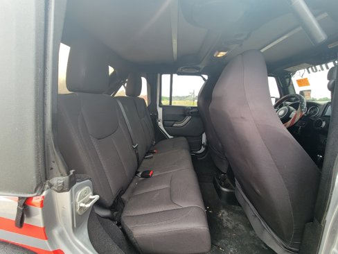 Used 2013 Jeep Wrangler Unlimited Sport image 27