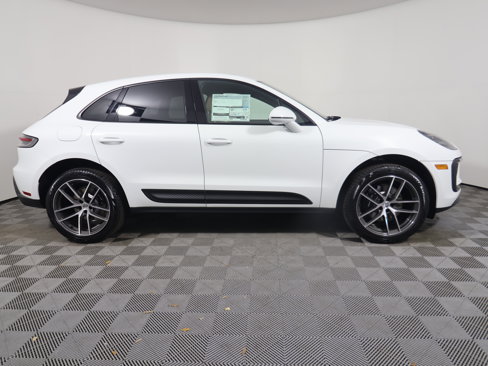 New 2025 Porsche Macan image 8