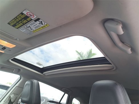 Used 2016 Toyota RAV4 Limited image 30