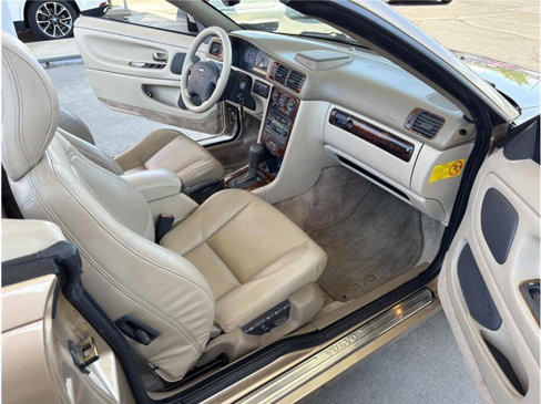 Used 1999 Volvo C70 LT image 15
