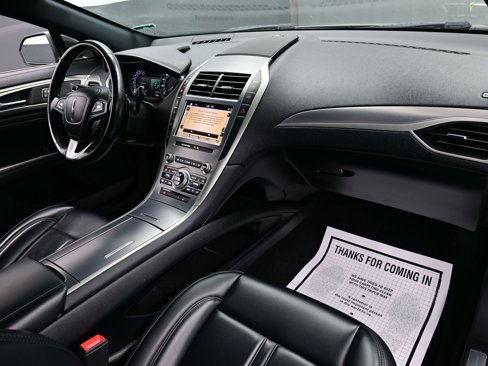 Used 2019 Lincoln MKZ Premiere image 15