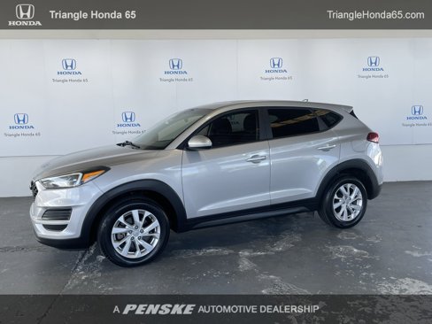 Used 2020 Hyundai Tucson SE image 1