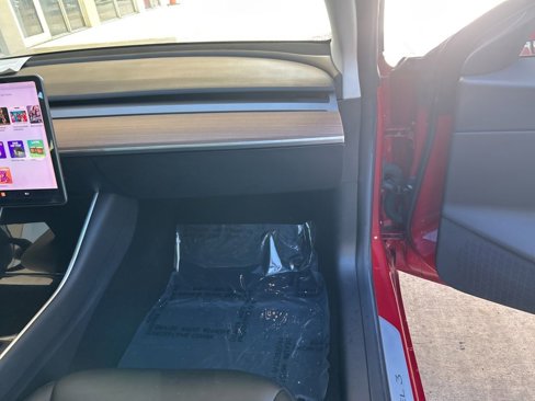 Used 2018 Tesla Model 3 Long Range image 21