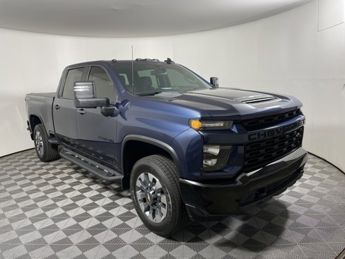 Used 2022 Chevrolet Silverado 2500 Custom w/ Custom Value Package image 7