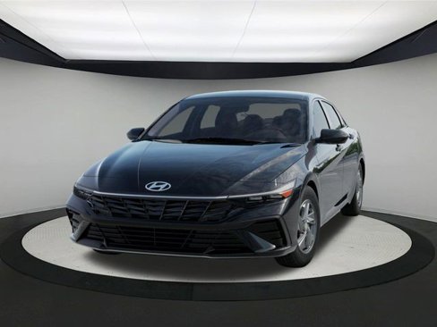 New 2025 Hyundai Elantra SE image 6