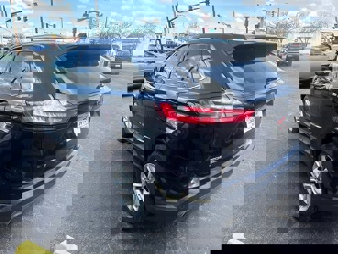 Used 2020 Ford Edge SEL image 3