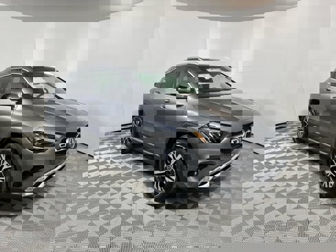 New 2025 Mercedes-Benz GLA 250 4MATIC image 2