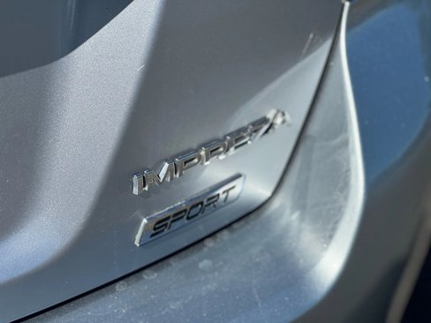 Used 2013 Subaru Impreza 2.0i Sport Premium image 9