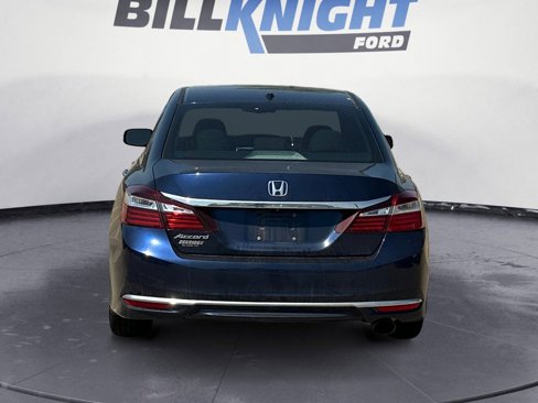 Used 2017 Honda Accord EX-L image 4
