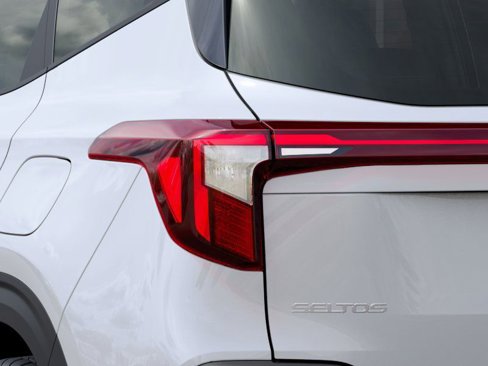New 2026 Kia Seltos LX image 11