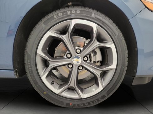 Used 2024 Chevrolet Malibu LT image 3