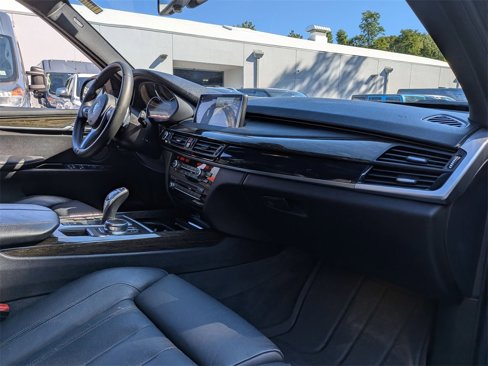 Used 2018 BMW X5 xDrive50i image 28