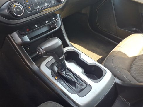 Used 2017 Chevrolet Colorado LT w/ LT Convenience Package image 11