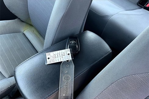 Used 2022 Toyota Corolla SE image 32