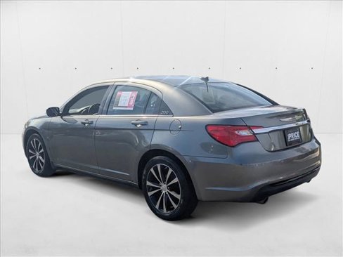 Used 2012 Chrysler 200 Touring image 7