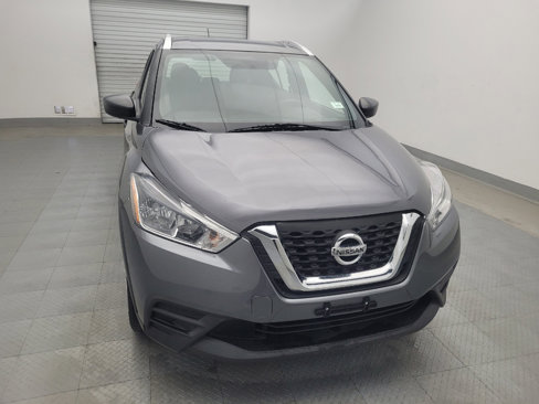 Used 2019 Nissan Kicks S image 14