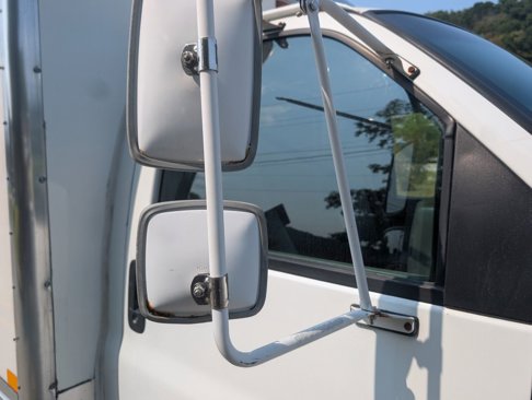 Used 2004 Chevrolet Express 3500 image 18