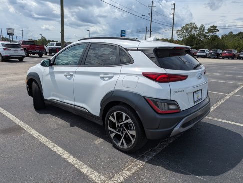 Used 2022 Hyundai Kona Limited image 3