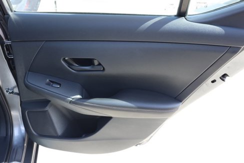 Used 2024 Nissan Sentra SV image 18