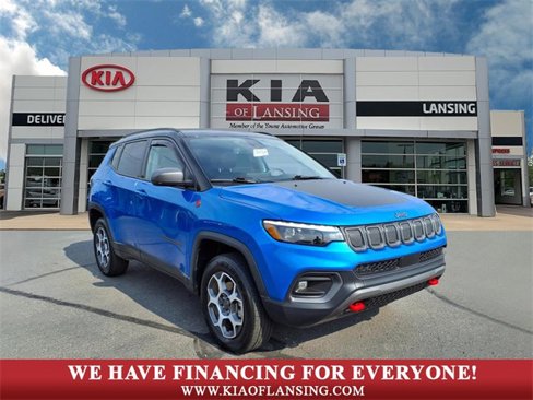 Used 2022 Jeep Compass Trailhawk w/ Trailhawk Elite Group image 1