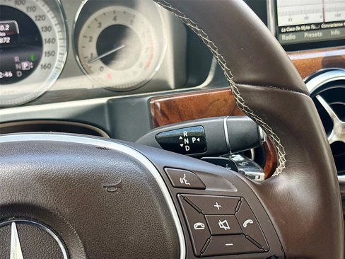 Used 2015 Mercedes-Benz GLK 350 2WD image 17