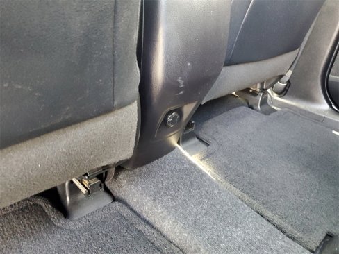 Used 2016 Toyota RAV4 Limited image 14