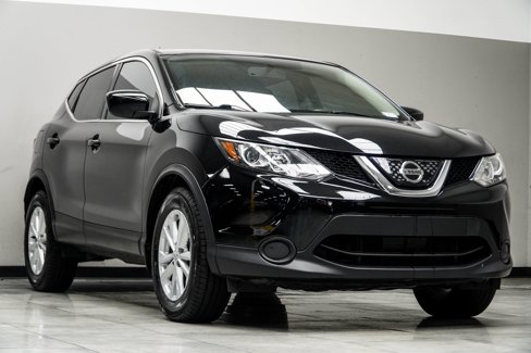 Used 2018 Nissan Rogue Sport S w/ S Appearance Package image 5