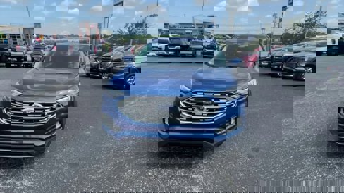 Used 2022 Ford Edge Titanium image 4