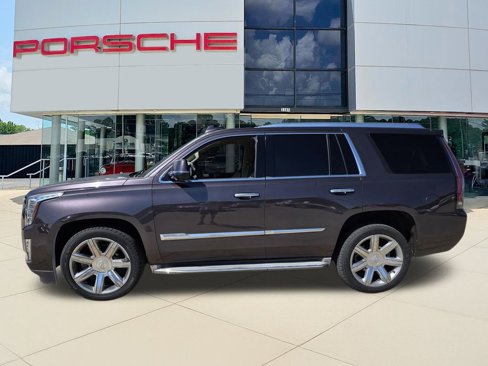 Used 2015 Cadillac Escalade Premium image 2