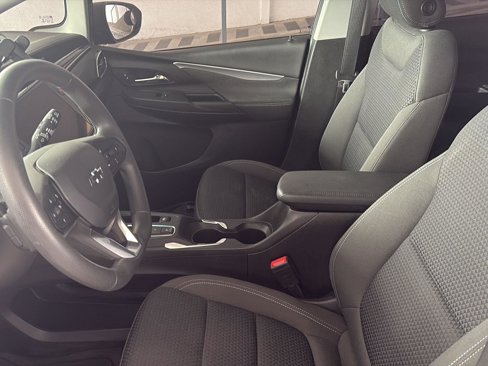 Used 2022 Chevrolet Bolt LT image 10