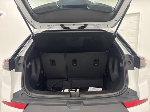 Used 2022 Chevrolet Bolt EUV LT w/ Driver Confidence Package image 28