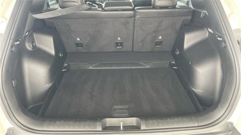 Used 2019 Jeep Cherokee Latitude Plus image 11