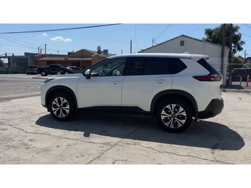 Used 2023 Nissan Rogue SV image 8