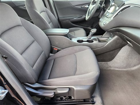 Used 2024 Chevrolet Malibu LT image 16