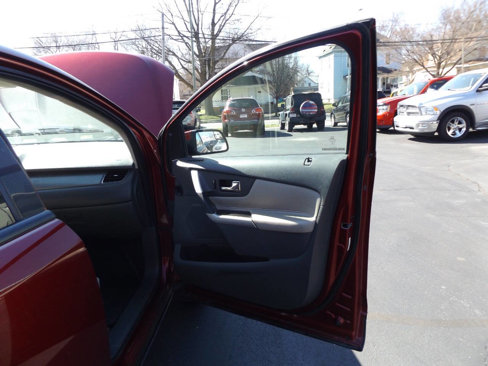 Used 2014 Ford Edge SEL w/ Equipment Group 205A image 25