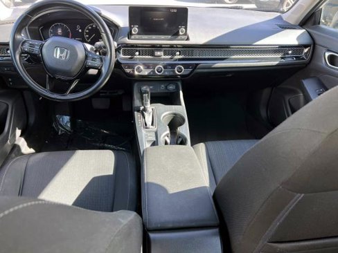 Certified 2022 Honda Civic EX image 9