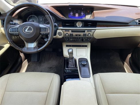 Used 2016 Lexus ES 350 image 7