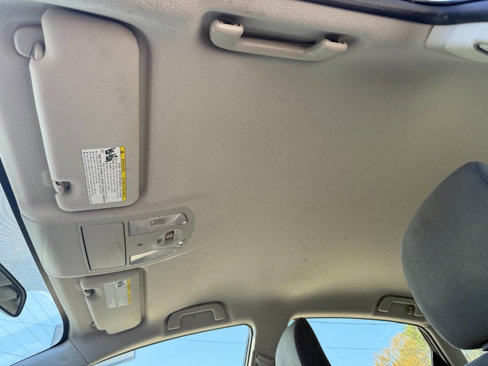 Used 2014 Toyota Prius Five image 24