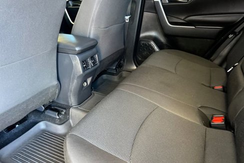 Certified 2025 Toyota RAV4 LE image 18