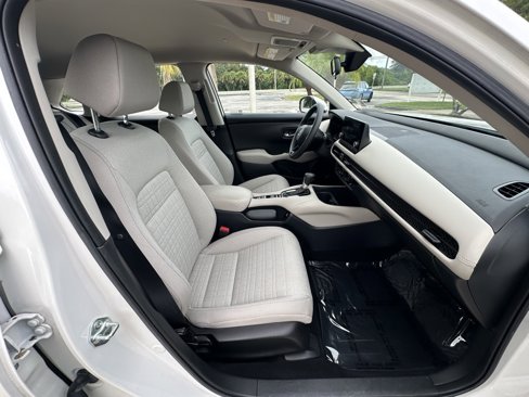 Used 2023 Honda HR-V LX image 30