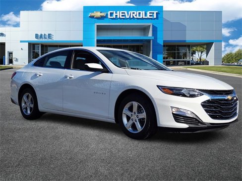 New 2025 Chevrolet Malibu LS image 1